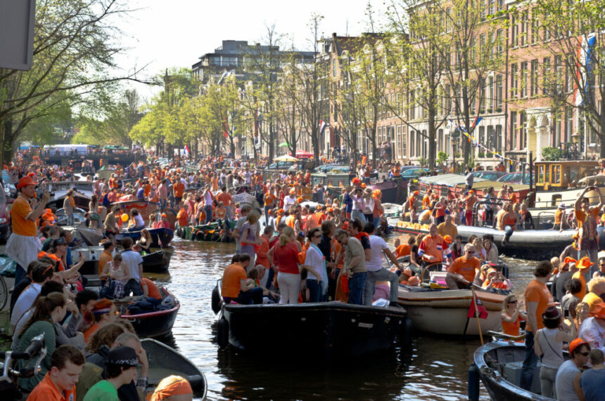 An international guide to kindsday