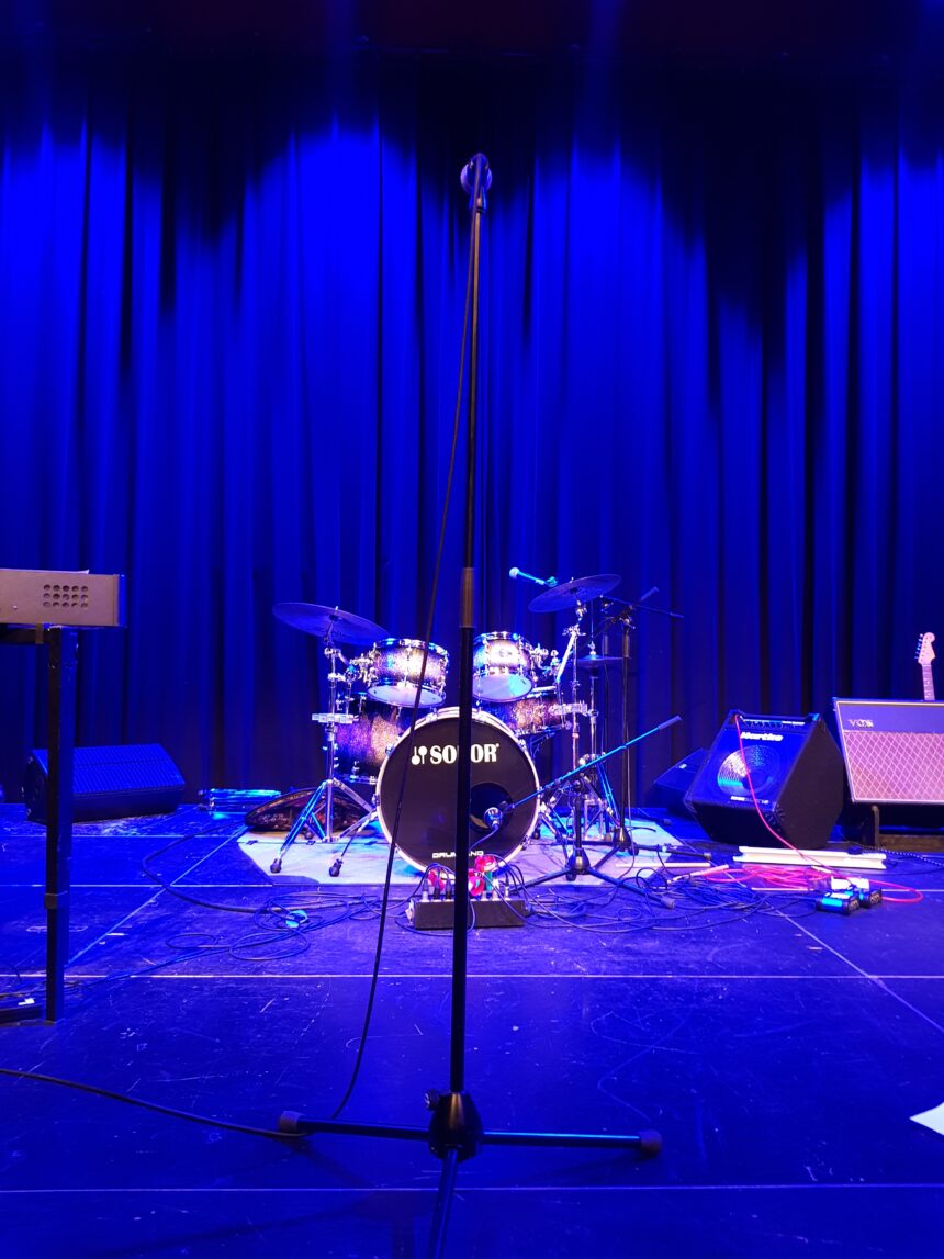 The sound of CREA